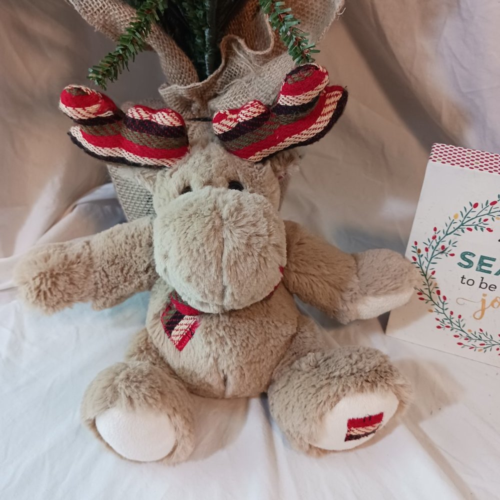 Pier 1 Patches the Holiday Moose Stuffed Animal Plush Tan Red Green Christmas 8"